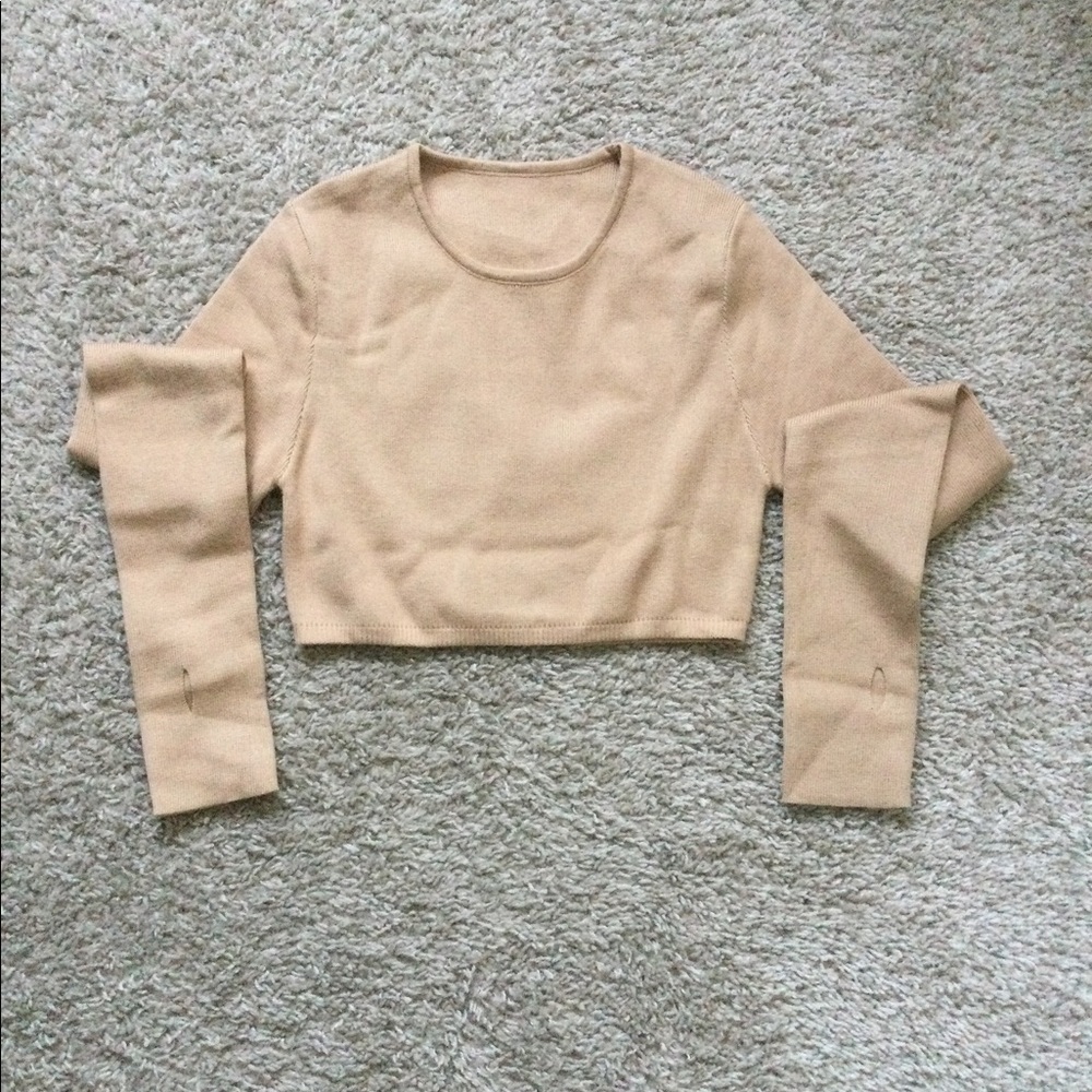 🔥🔥HOST PIC🔥🔥Sweater Cropped Top - Picture 8 of 10